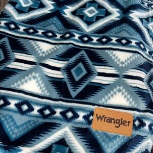 Wrangler Blue Geometric Pattern Blanket